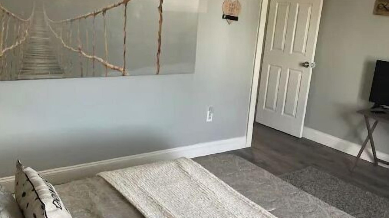 Photo of Bedroom in Elizabeth