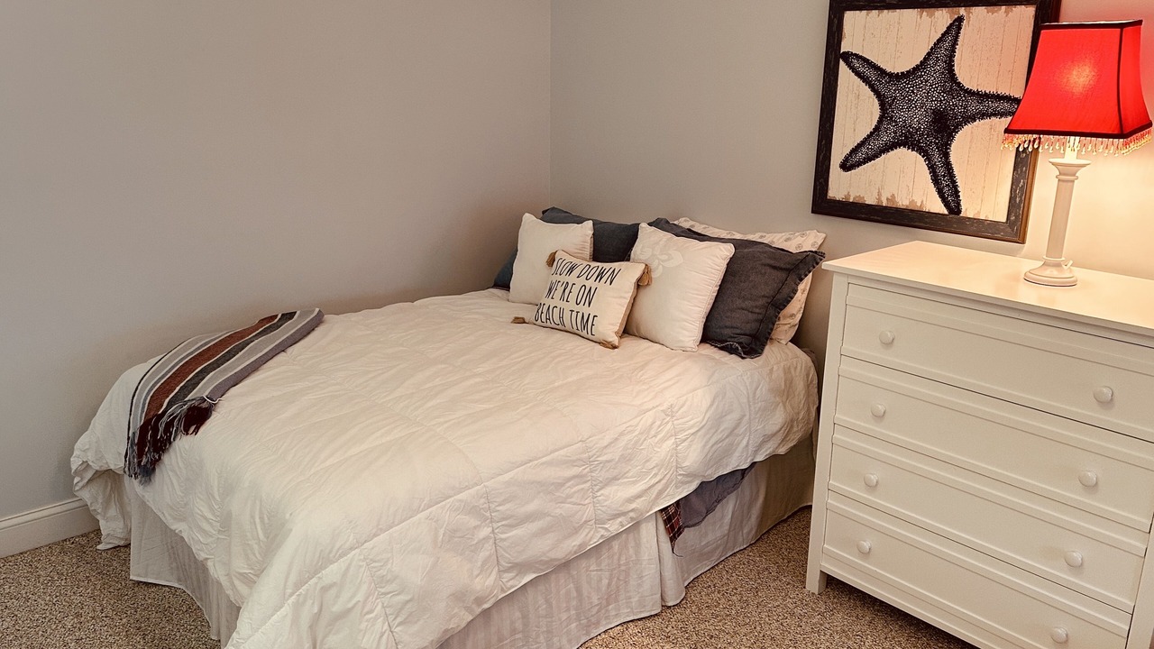 Photo of Bedroom in The Pines