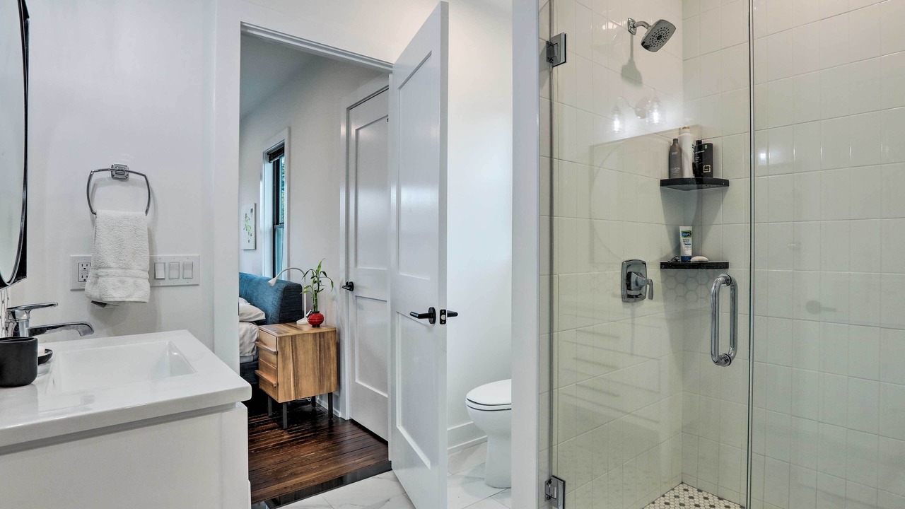 Photo of Bathroom in Long Branch