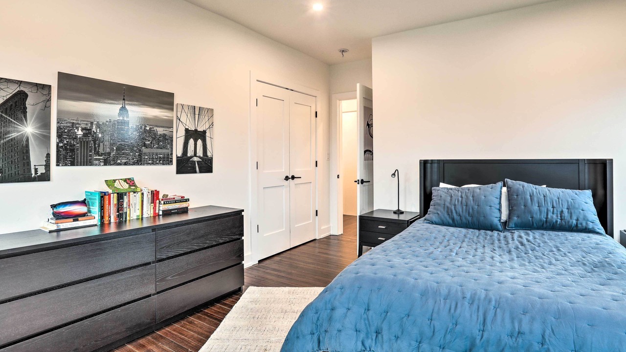 Photo of Bedroom in Long Branch