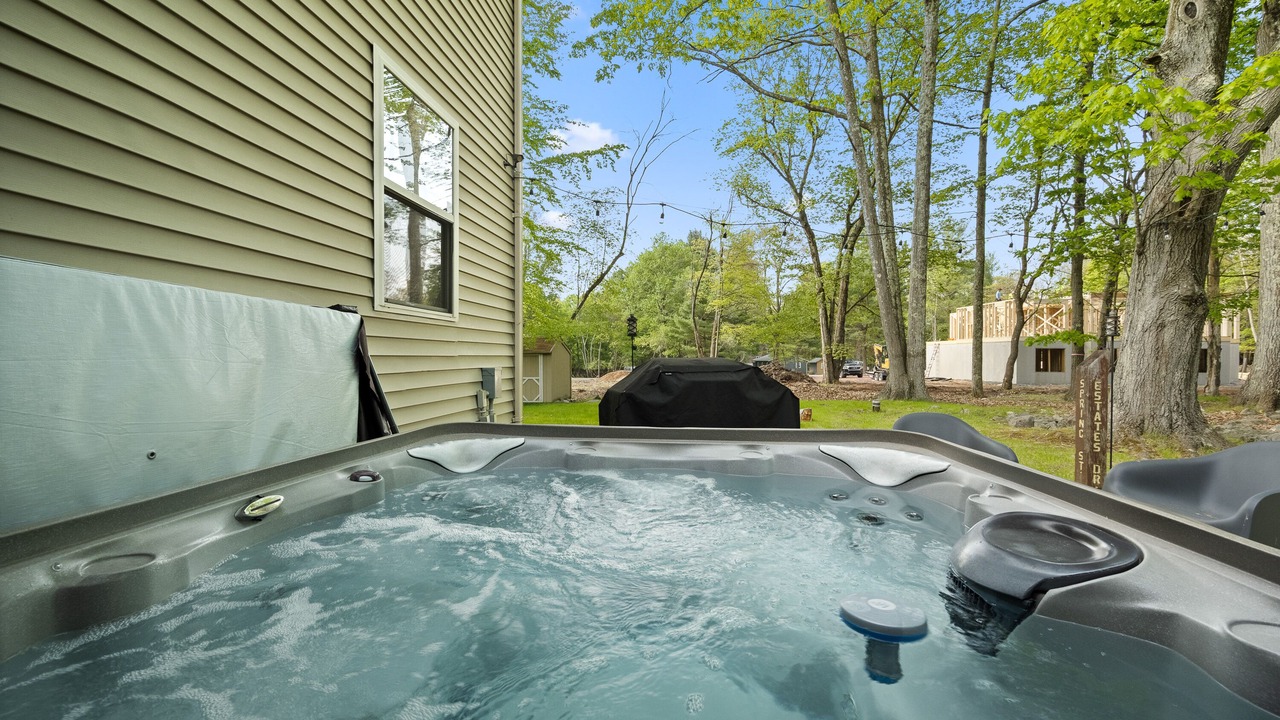Photo of Outdoor in Lake Harmony Estates