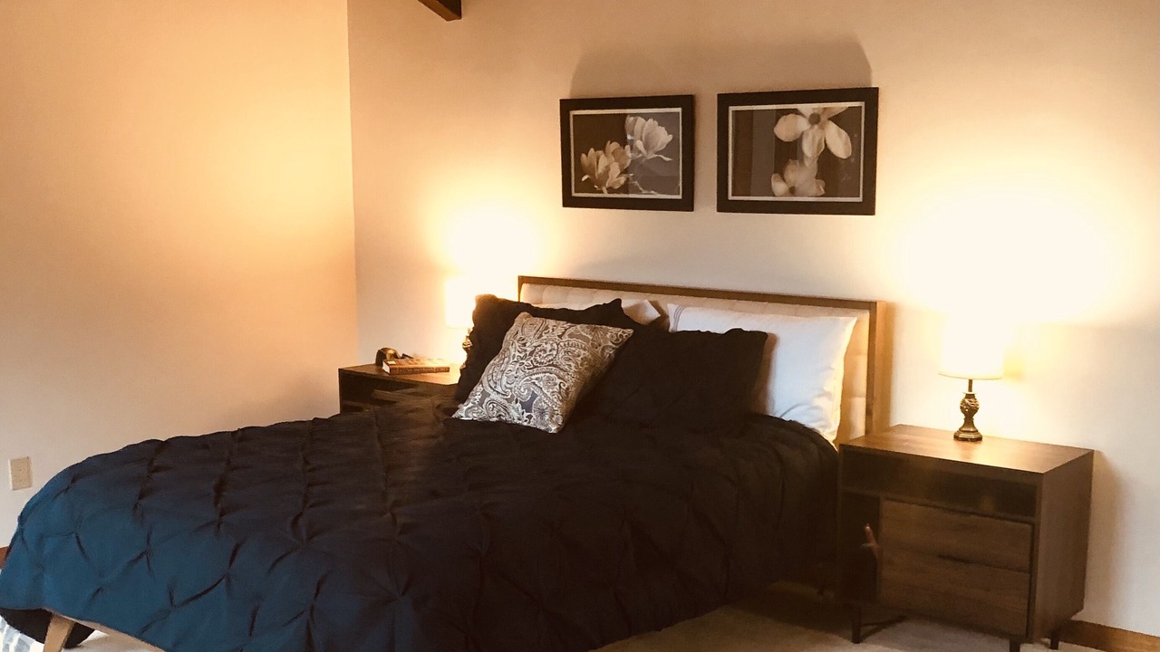 Photo of Bedroom in Roseland