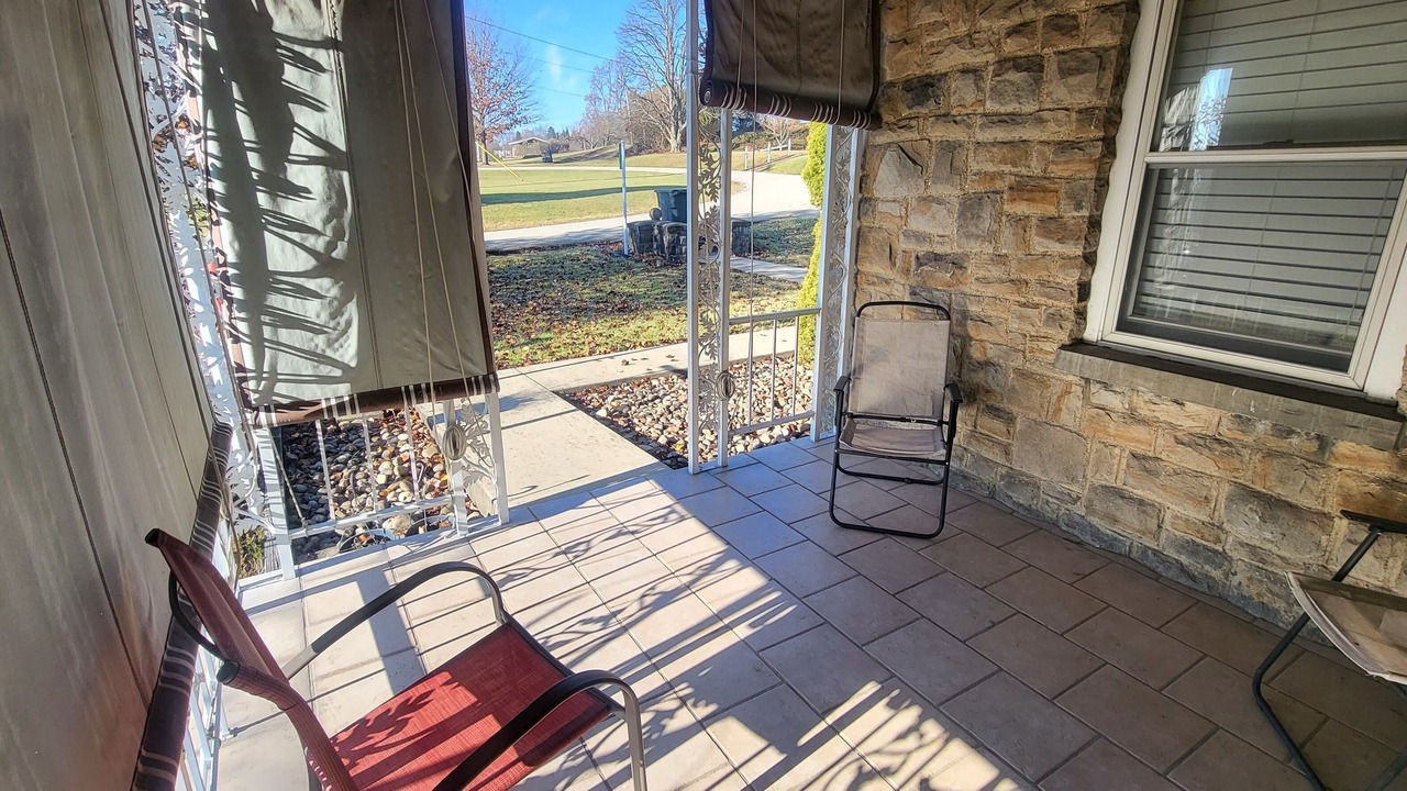 Photo of Patio Balcony in Merrittstown