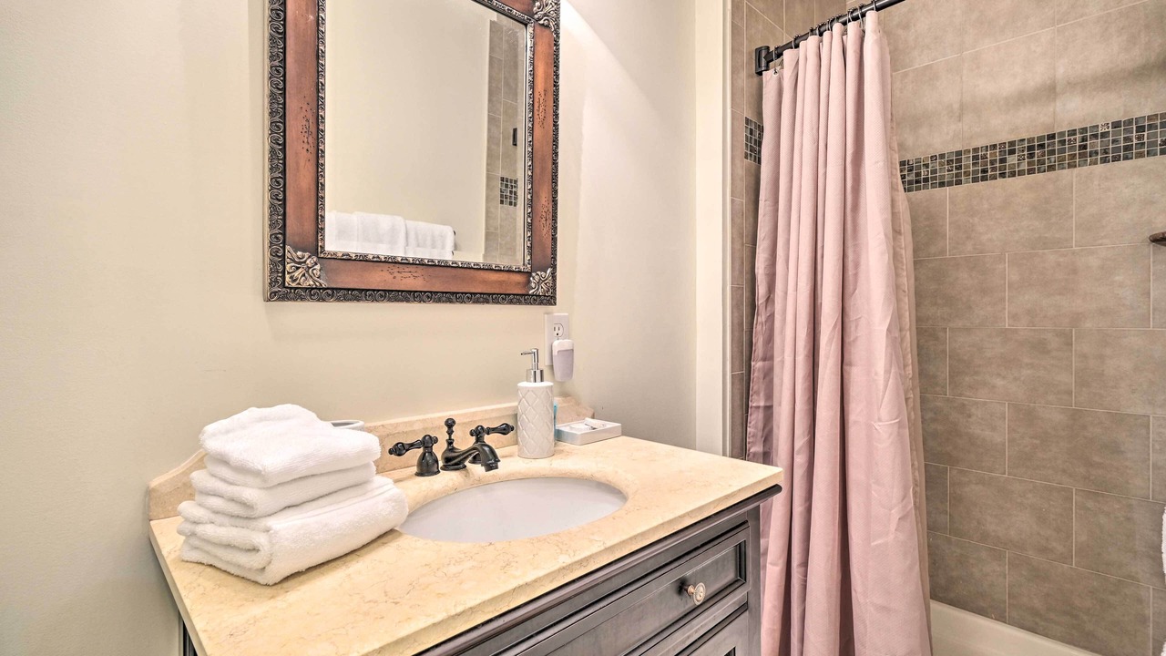 Photo of Bathroom in Mount Lena