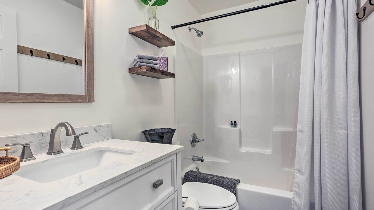 Photo of Bathroom in Town of Lumberland