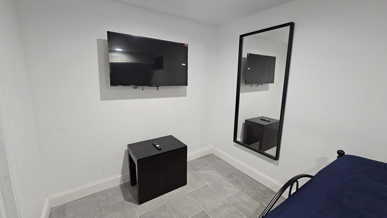 Photo of Bedroom in Carteret