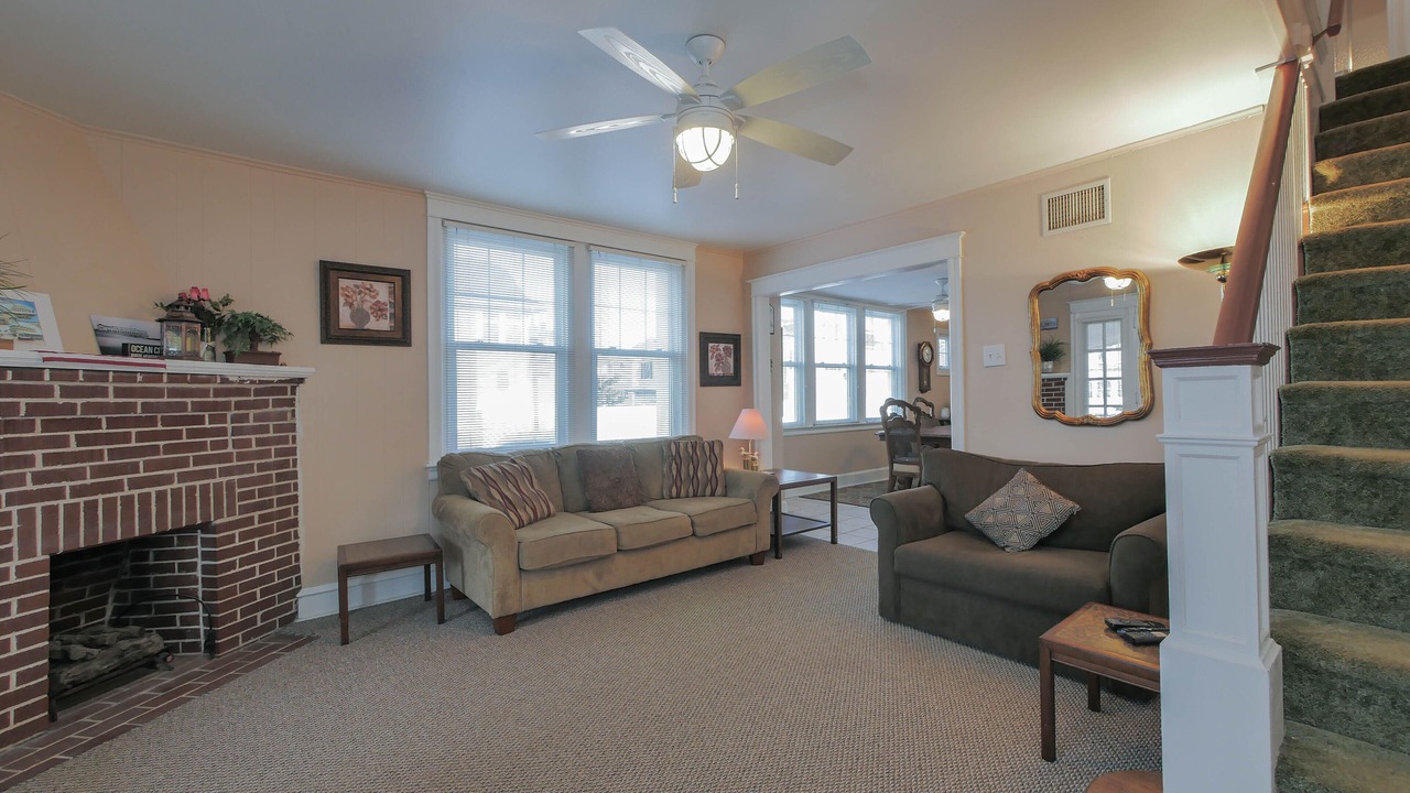Photo of Livingroom in North End