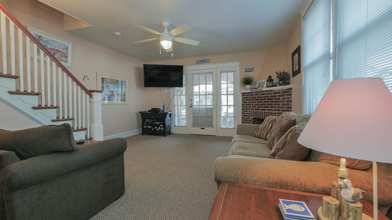 Photo of Livingroom in North End
