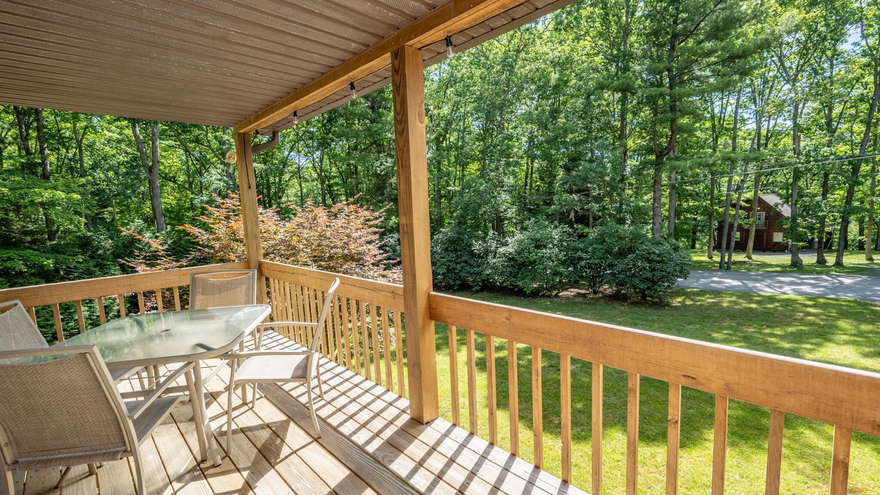 Photo of Outdoor in North Glade Hills