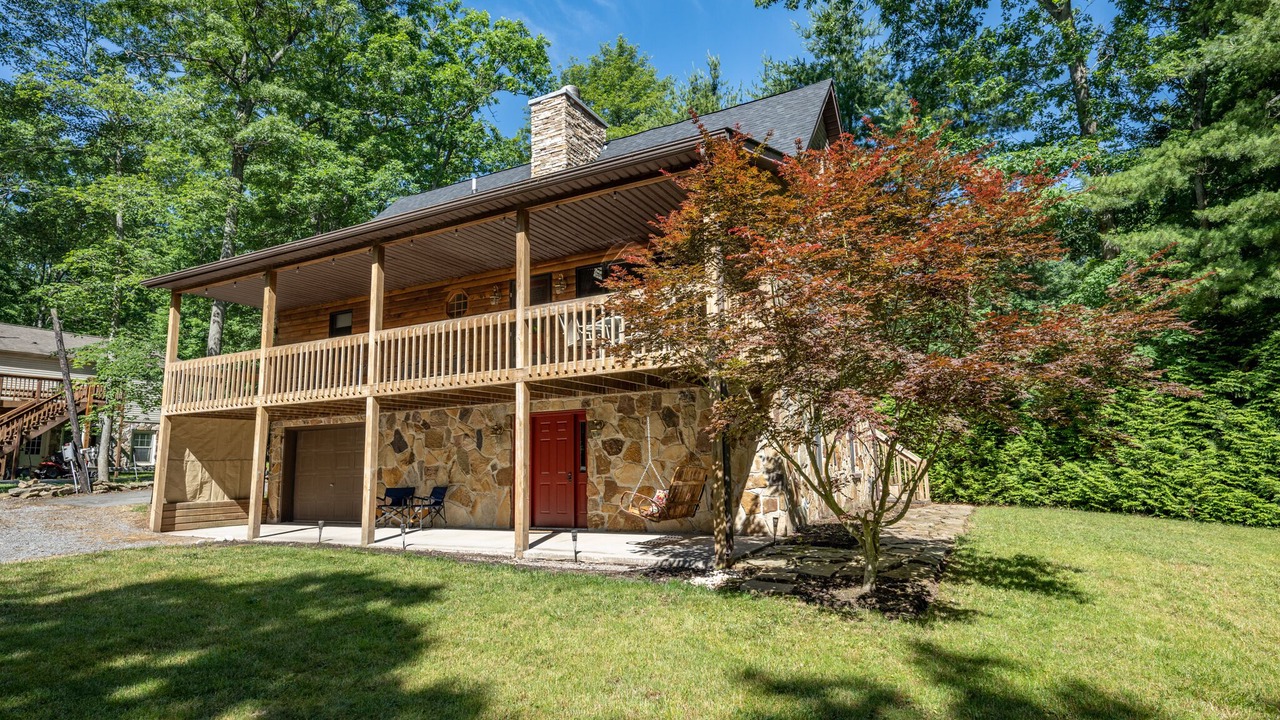 Photo of Outdoor in North Glade Hills
