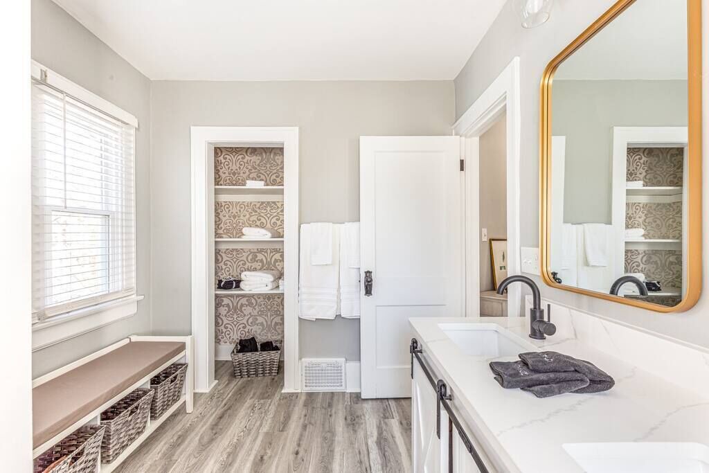 Photo of Bathroom in Highland Square