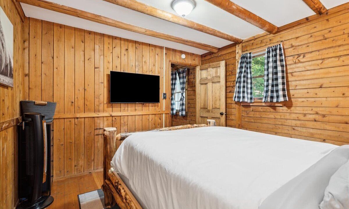 Photo of Bedroom in Kabletown