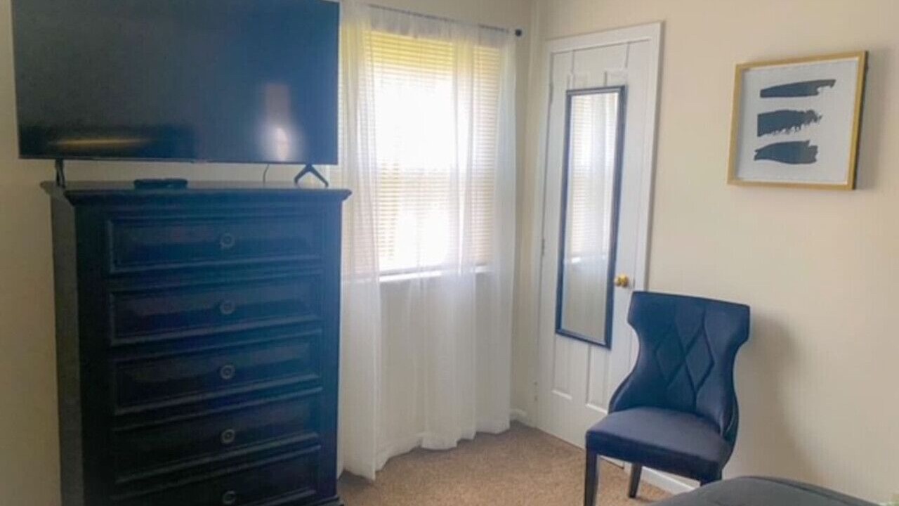 Photo of Bedroom in Trenton