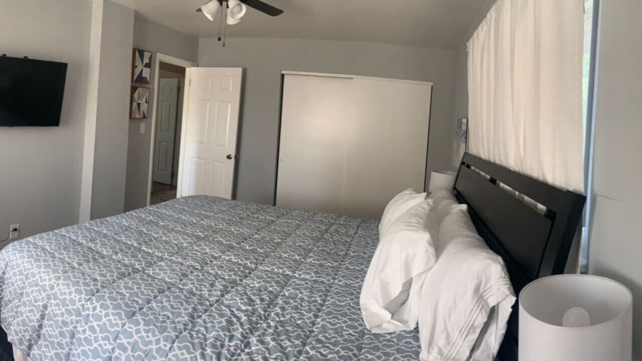 Photo of Bedroom in Springboro