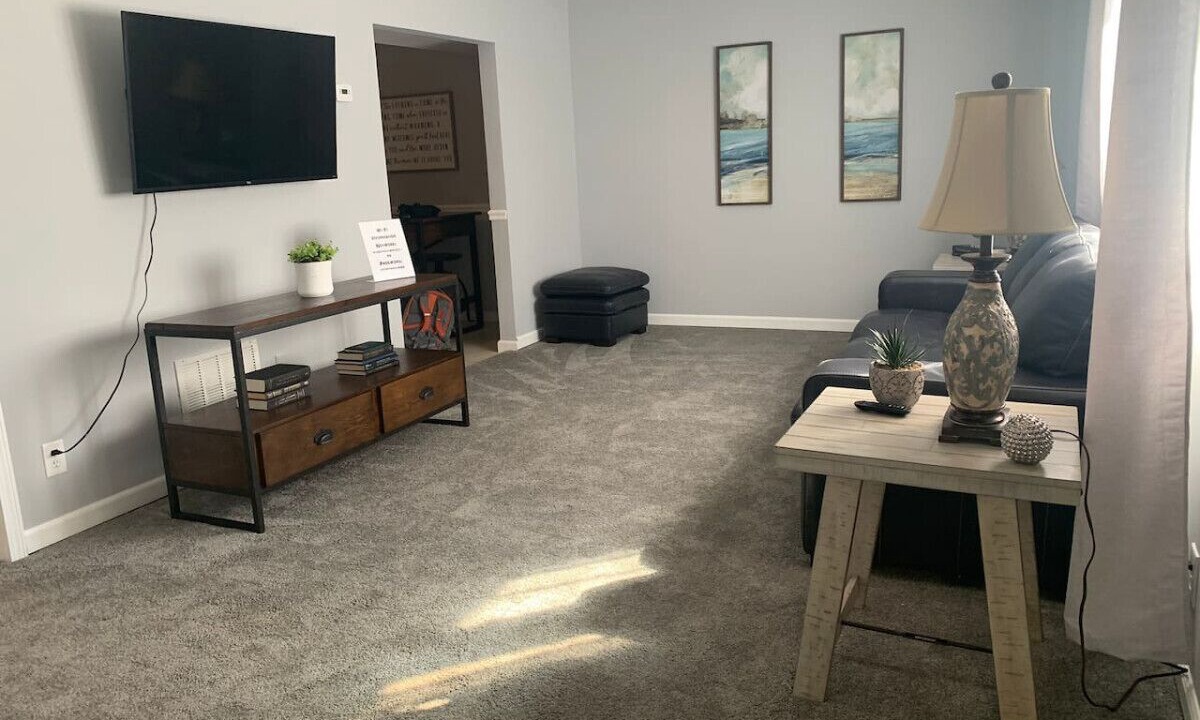 Photo of Livingroom in Springboro