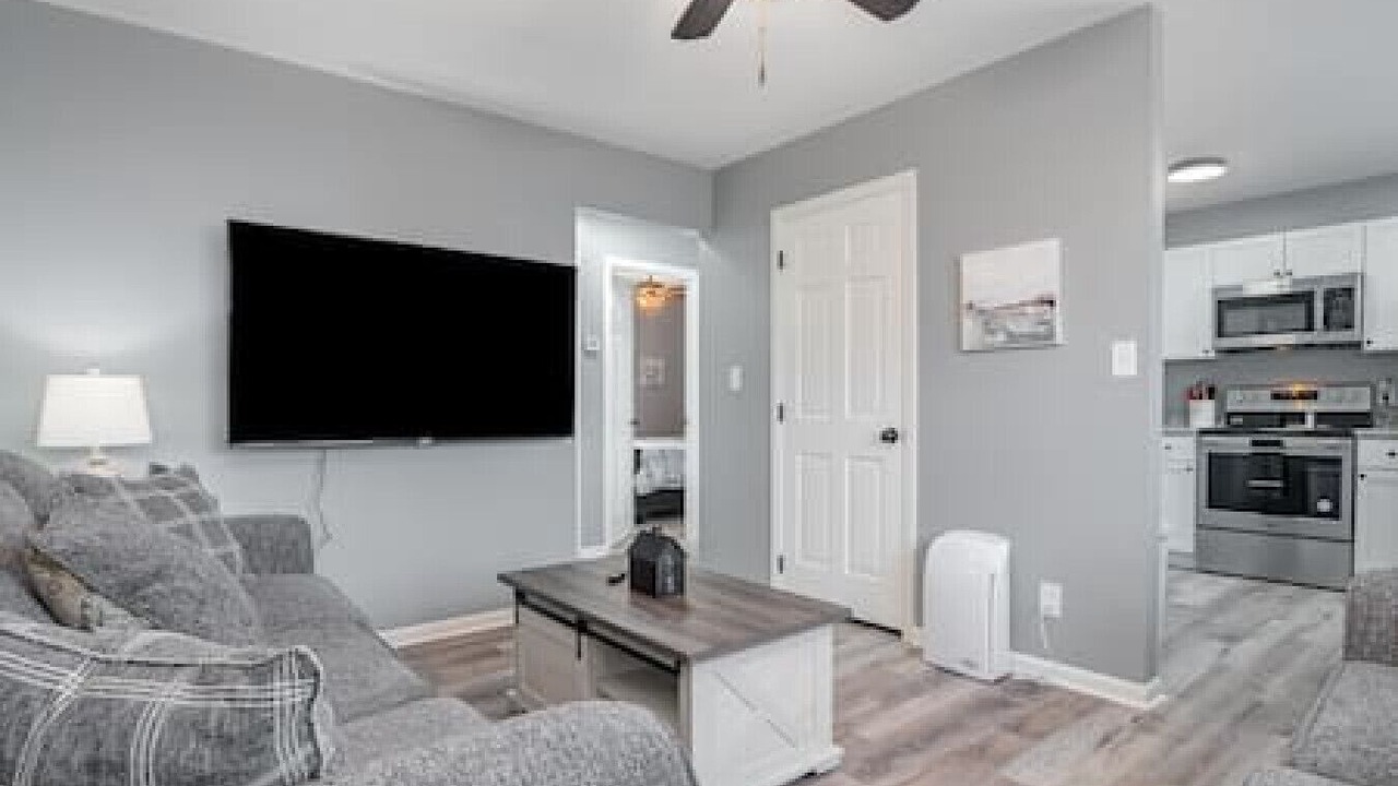 Photo of Livingroom in Trenton