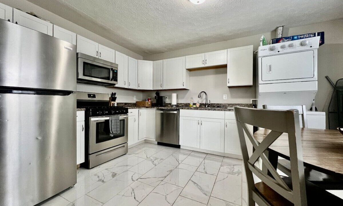 Photo of Kitchen in New Miami