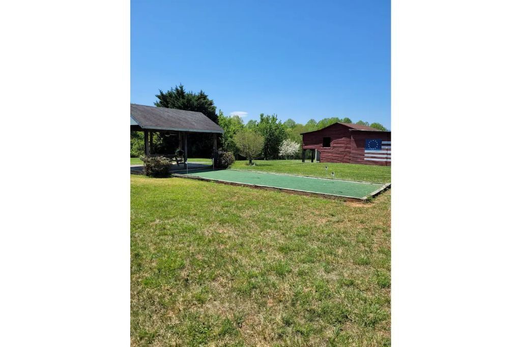 Photo of Outdoor in Brightwood