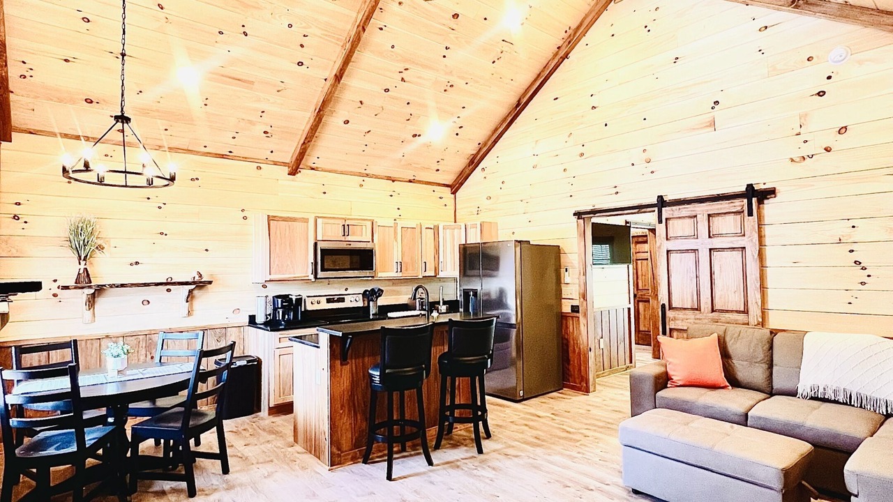 Photo of Livingroom in Creola
