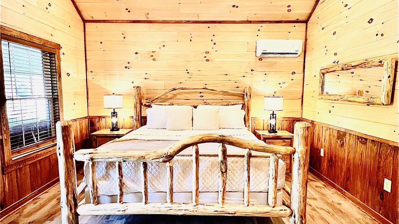 Photo of Bedroom in Creola