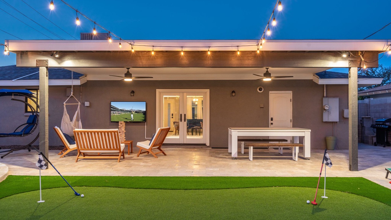 Photo of Outdoor in Cox Heights
