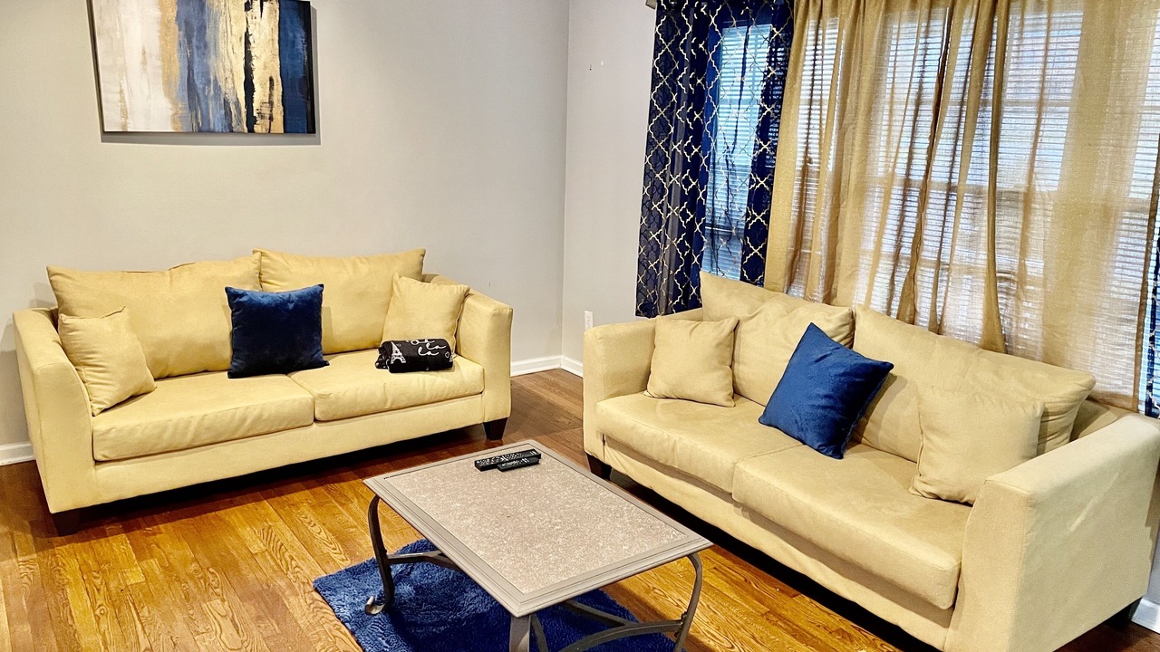 Photo of Bedroom in Newark