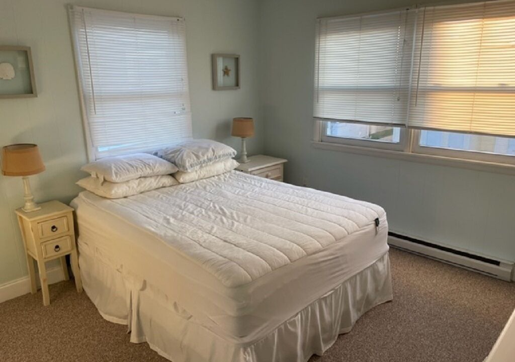 Photo of Bedroom in Avalon