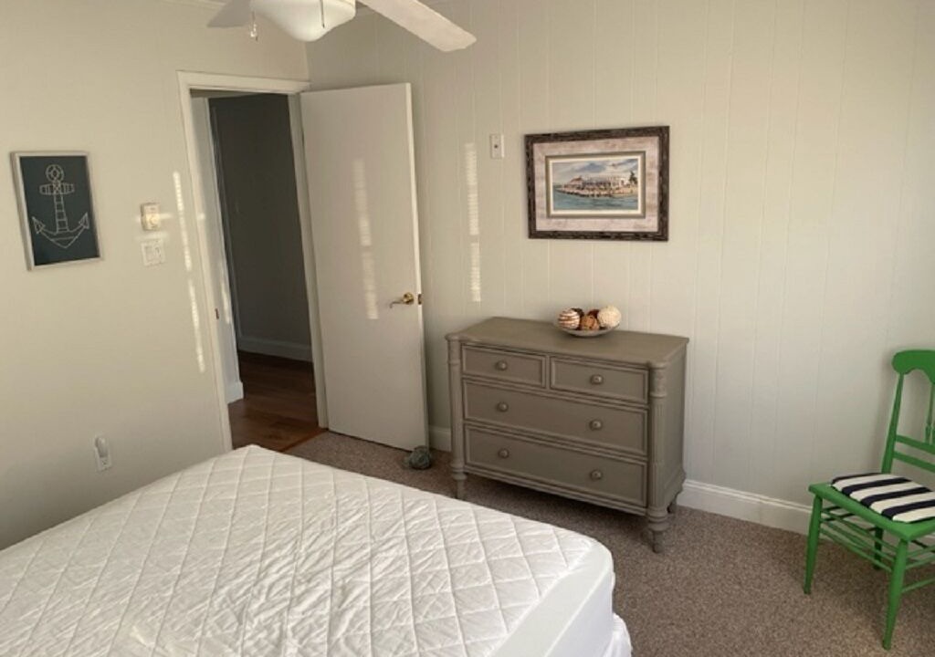 Photo of Bedroom in Avalon