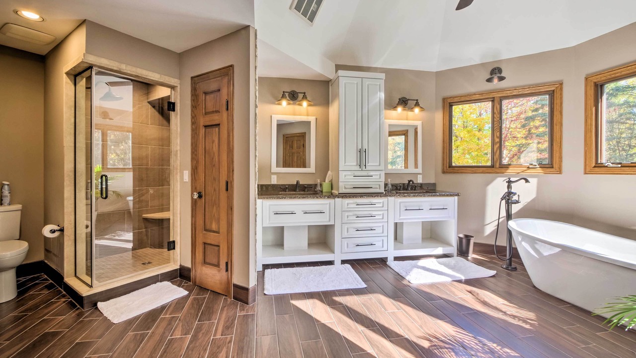Photo of Bathroom in Solon