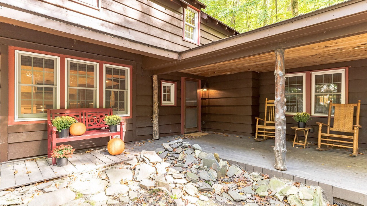 Photo of Patio Balcony in Wayne