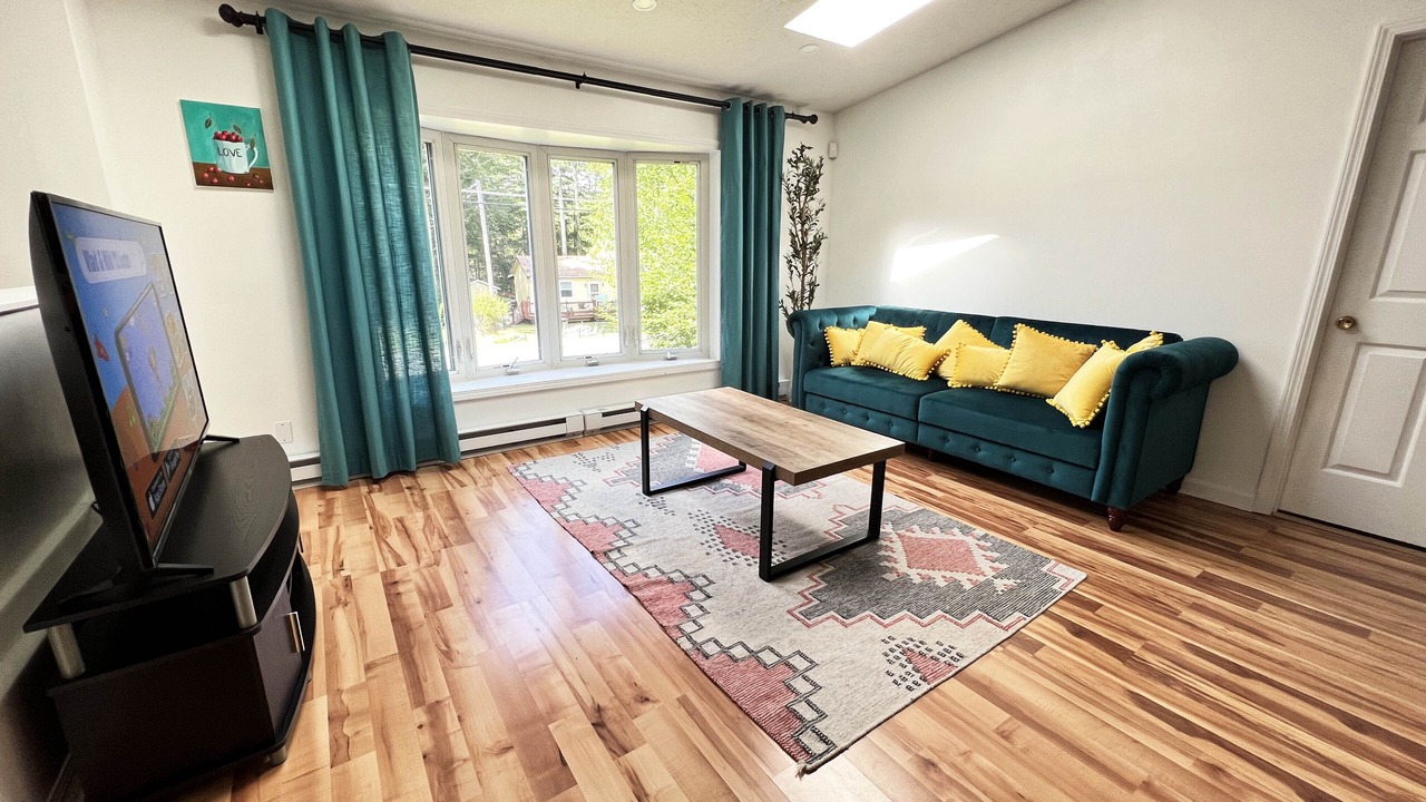 Photo of Livingroom in Tobyhanna