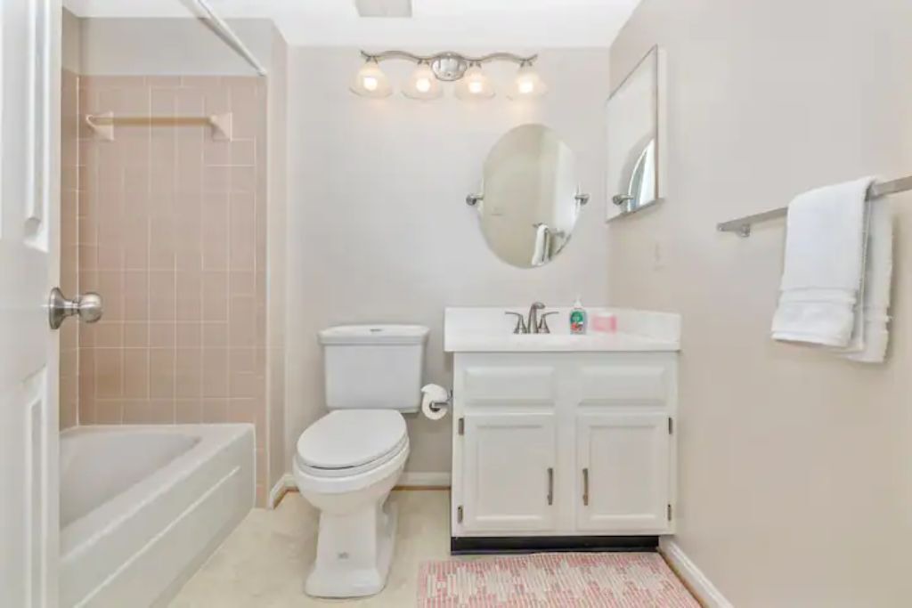 Photo of Bathroom in Montgomery Village