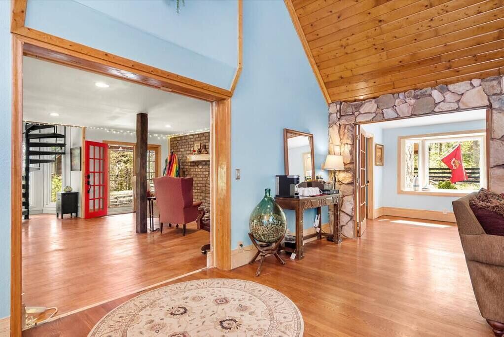 Photo of Bedroom in Kabletown