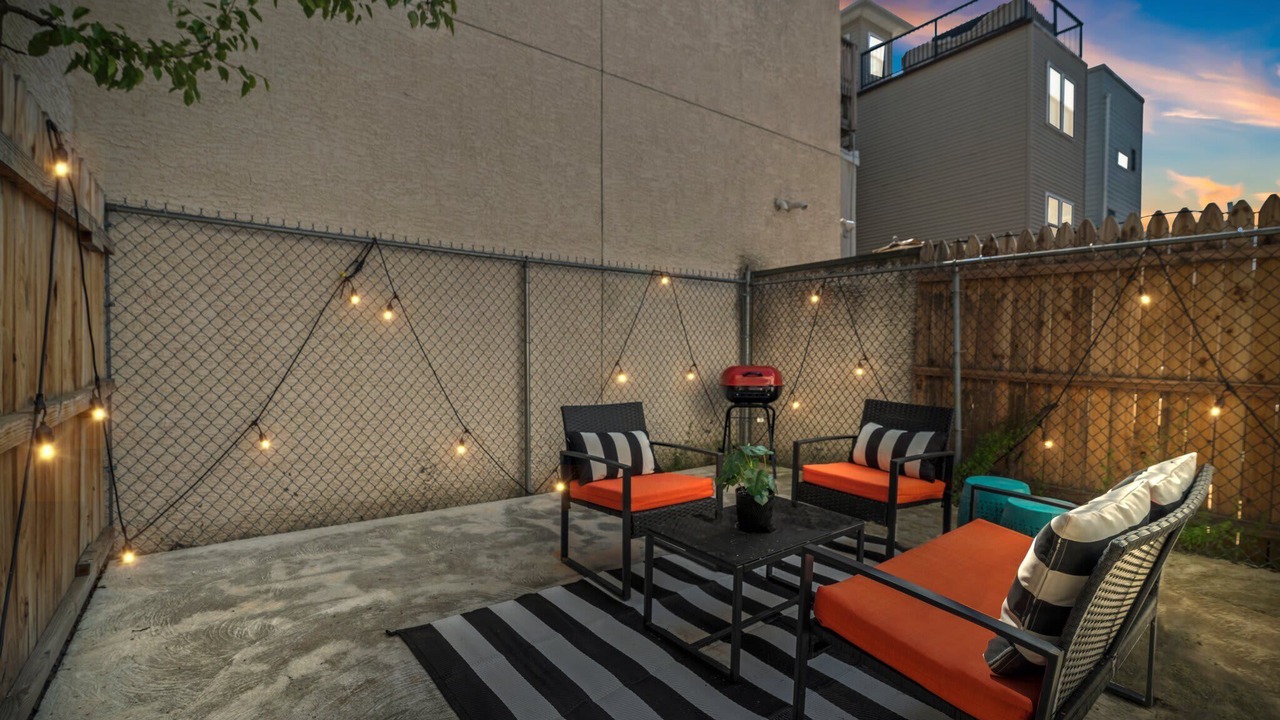 Photo of Outdoor in Fairmount