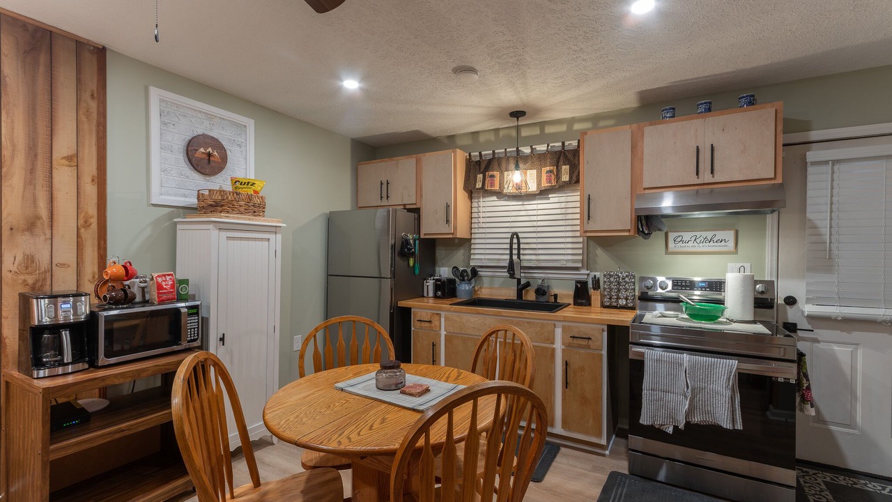 Photo of Kitchen in Pipestem