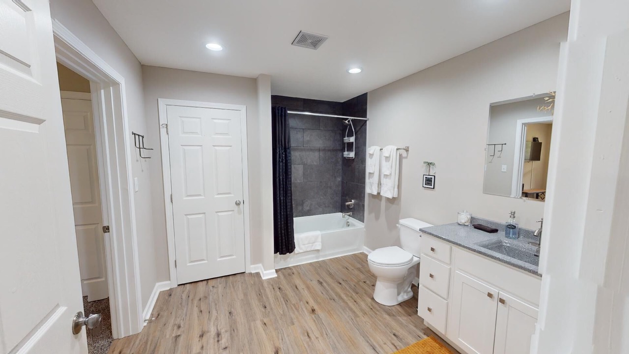 Photo of Bathroom in Logan