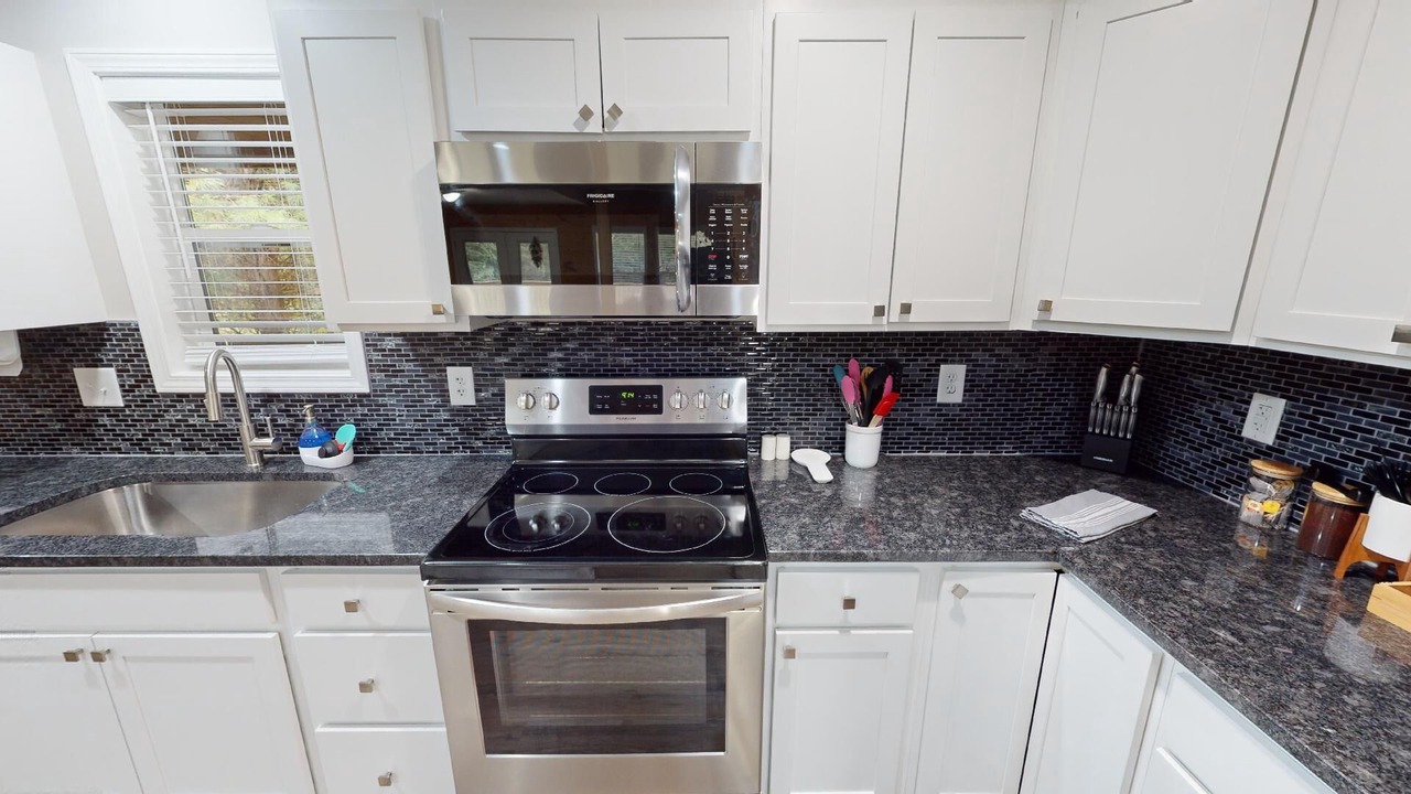 Photo of Kitchen in Logan