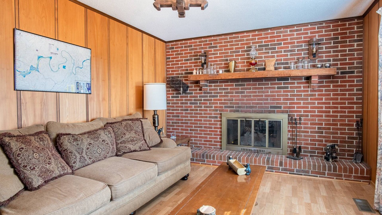 Photo of Livingroom in Harrison