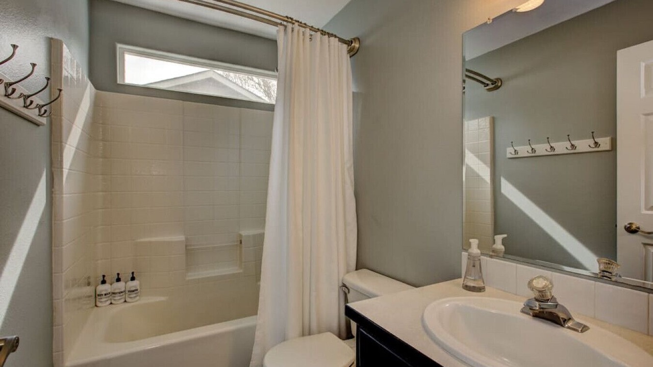 Photo of Bathroom in Star