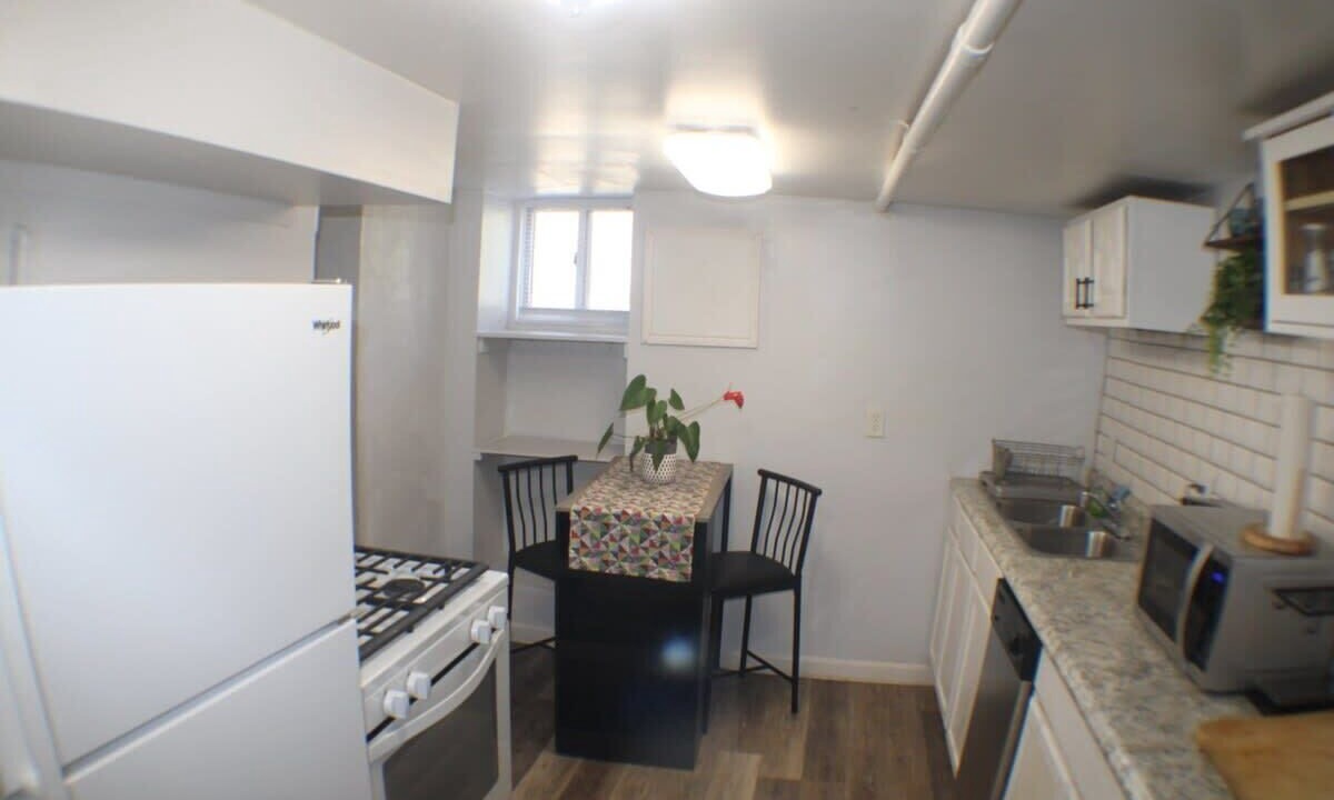 Photo of Kitchen in Marshall-Shadeland