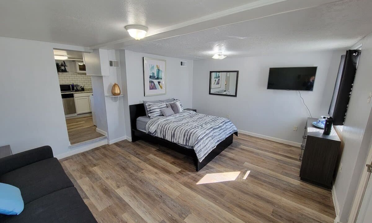 Photo of Bedroom in Marshall-Shadeland