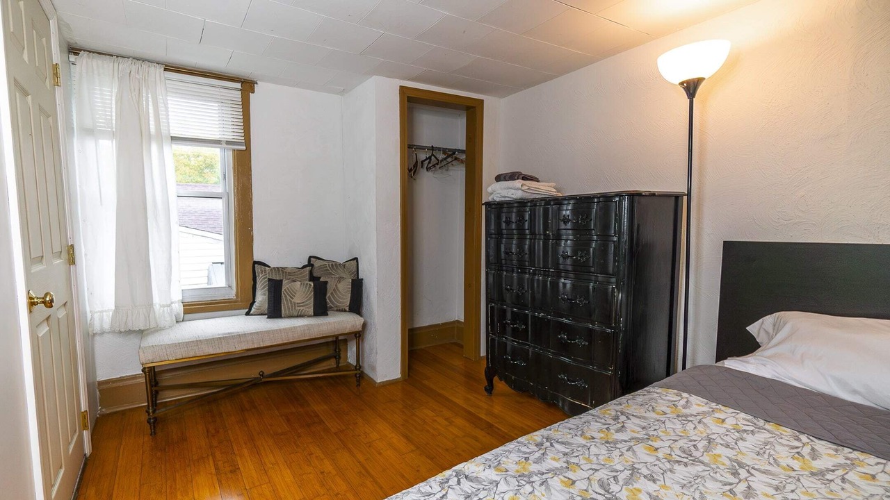 Photo of Bedroom in Bloomfield