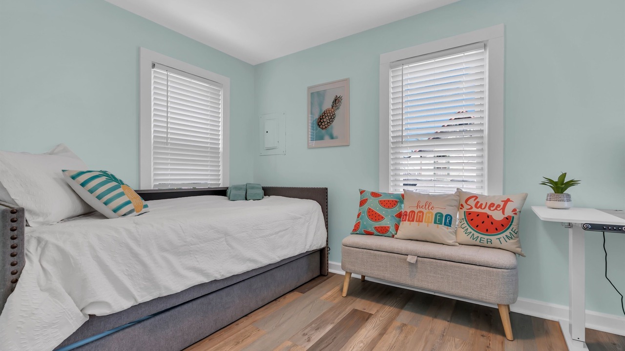 Photo of Bedroom in Neptune City