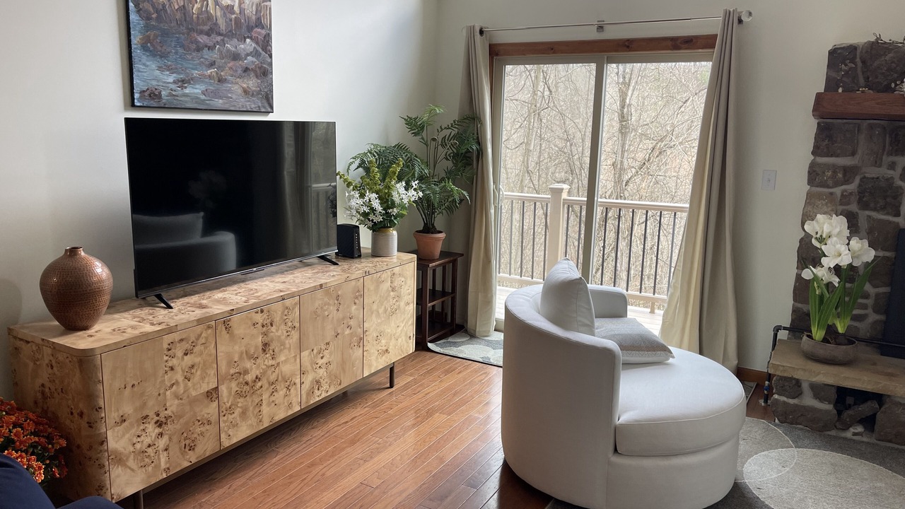 Photo of Livingroom in Spring Gap