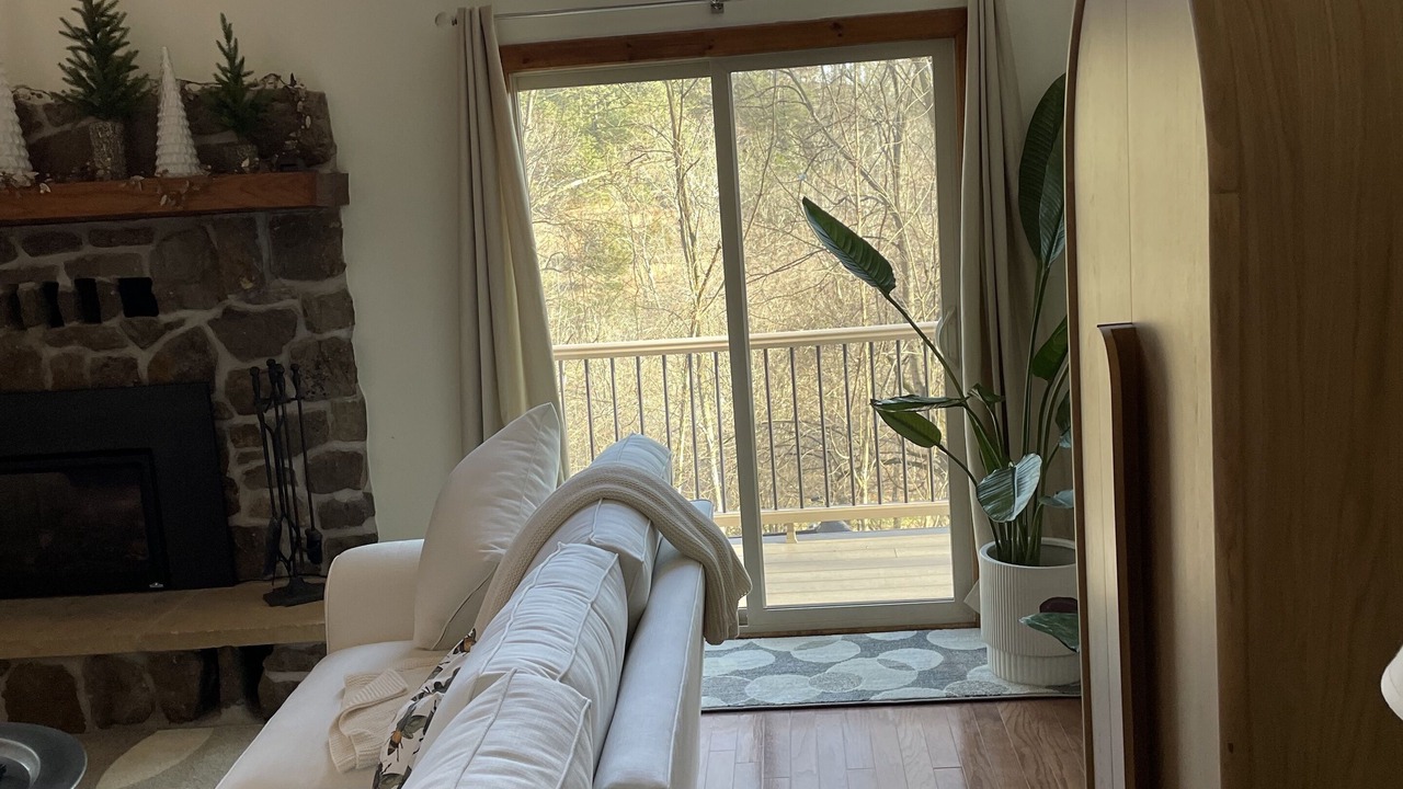 Photo of Livingroom in Spring Gap