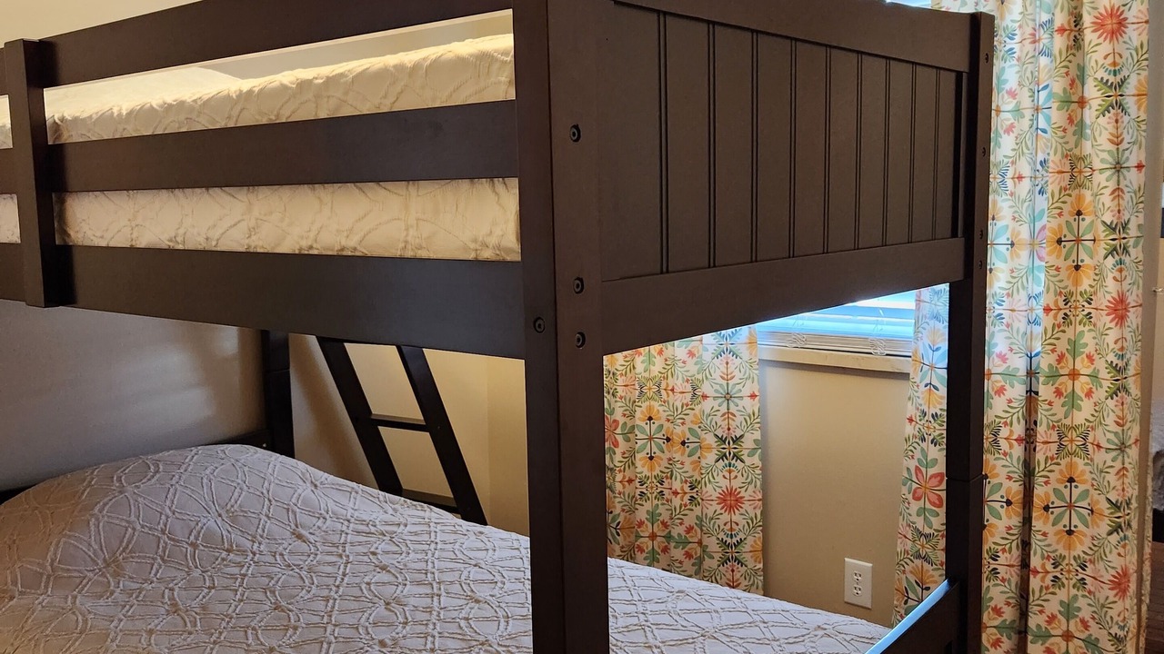 Photo of Bedroom in Maryville