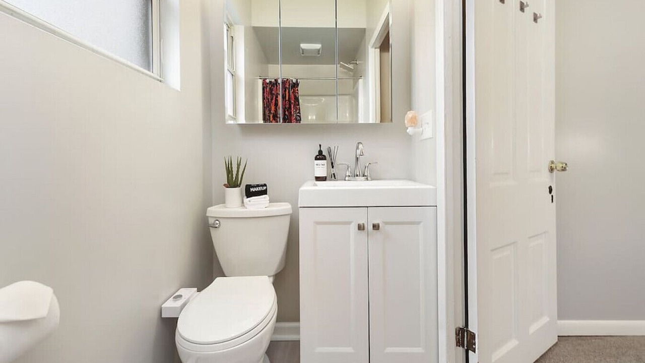Photo of Bathroom in Lawrenceville