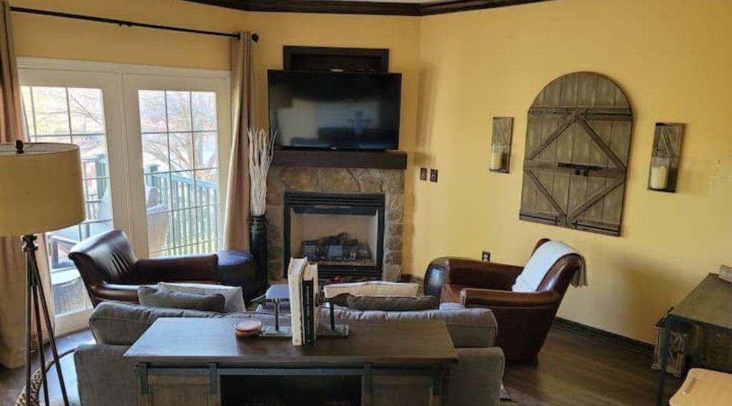 Photo of Livingroom in Vernon