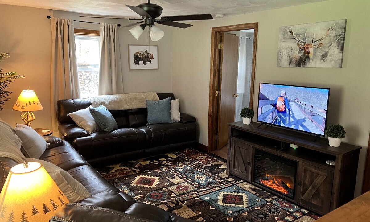 Photo of Livingroom in Mill Run