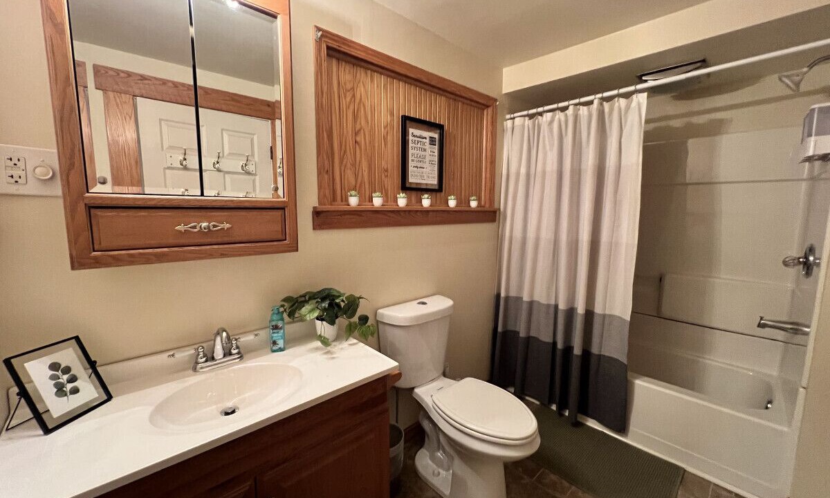 Photo of Bathroom in Mill Run